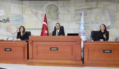 Balıkesir’de 17 bin deprem sonrası siyasette Zağanos Paşa polemiği