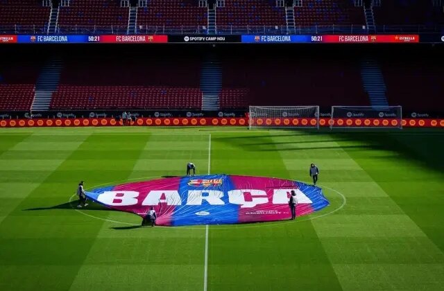 Barcelona 2.5 yıl aranın ardından evine dönüyor