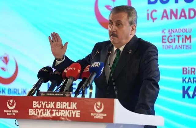 BBP lideri Destici’den 16 bin lira maaş alan emeklileri mest edecek öneri