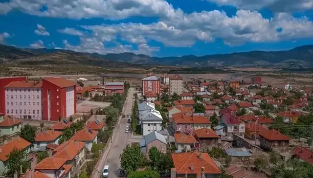 67 yıllık ilçe köy olmak üzere! Taşınacak 350 kişi aranıyor