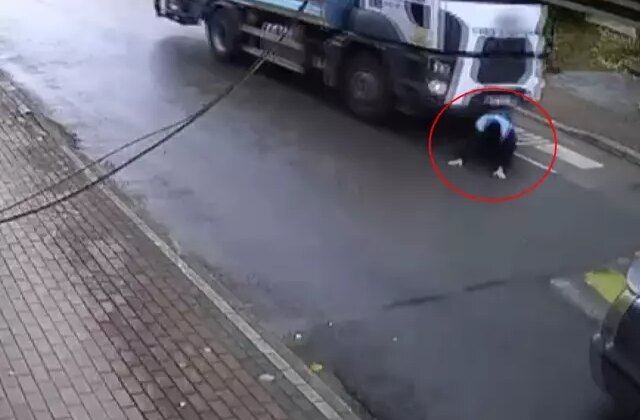 Belediye işçisinin acı sonu! Kamera dehşet anlarını saniye saniye kaydetti