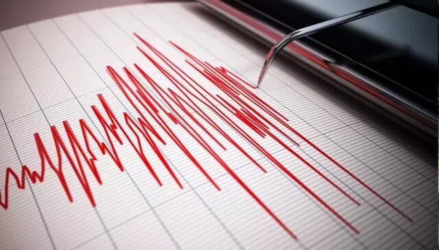 Beşik gibi sallanan ilçede korkutan bir deprem daha