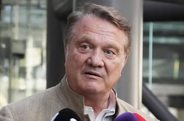 Beşiktaş’ta eski başkan Hasan Arat ve yönetimi ibra edilmedi