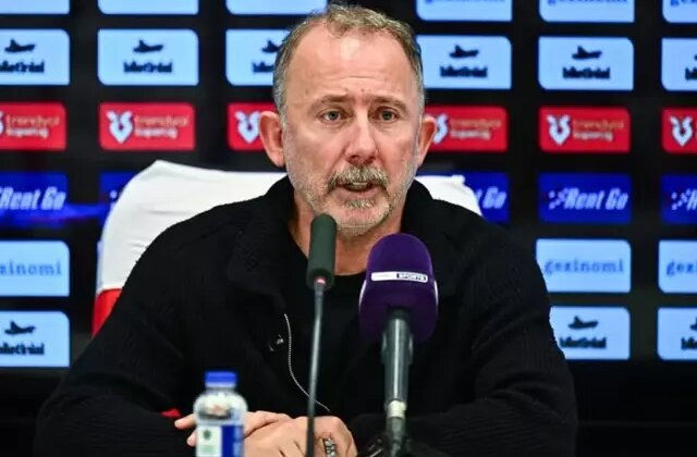 Beşiktaş’ta neler oluyor? Sergen Yalçın Rafa Silva’ya fena salladı