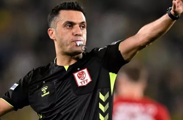 Beşiktaş taraftarından hakeme “bahis yapsana” tezahüratı