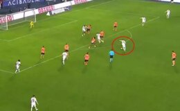 Beşiktaş taraftarını hayrete düşüren gol