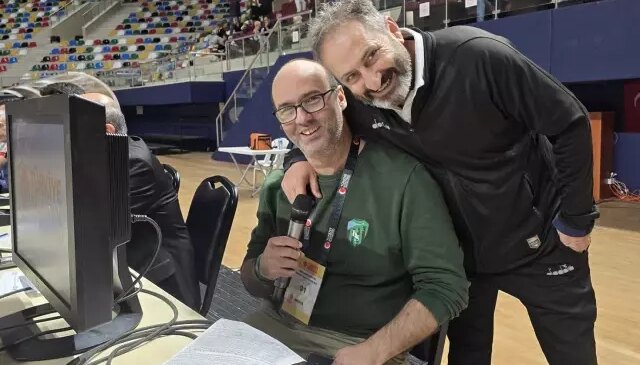 Bir garip olay! Anonsçu olmayan maçta görev bakın kime düştü