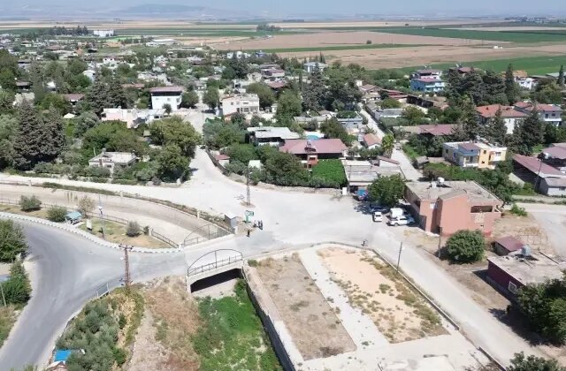 Mahalleli referanduma gitti, iki ilçenin sınırları  80 yıl sonra değişti