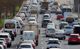 Bu gece benzine 1 lira 30 kuruş zam geliyor