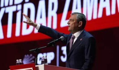 Bu mesaj Kılıçdaroğlu’na mı? Özgür Özel’in sözleri salonda alkış tufanı kopardı