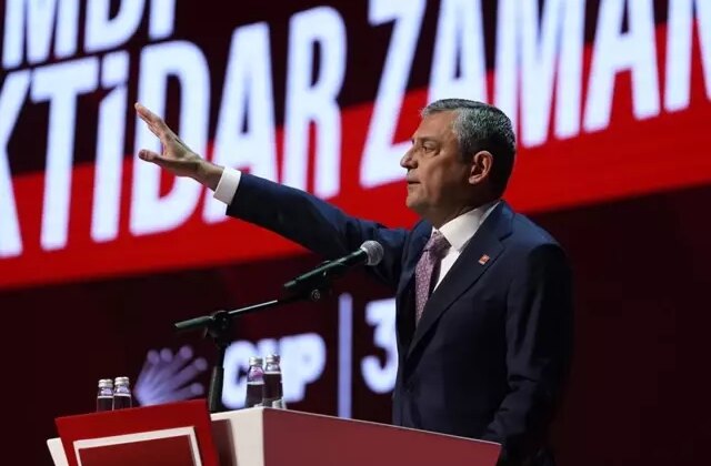 Bu mesaj Kılıçdaroğlu’na mı? Özgür Özel’in sözleri salonda alkış tufanı kopardı