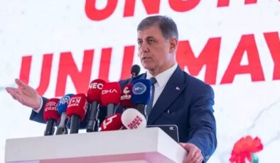 Cemil Tugay umreye gitti, CHP yönetimi sonradan öğrendi!