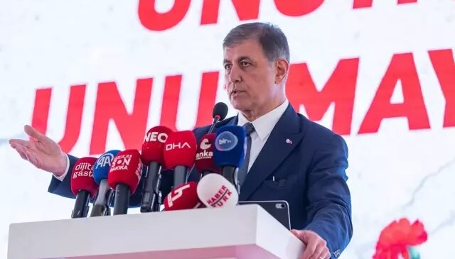 Cemil Tugay umreye gitti, CHP yönetimi sonradan öğrendi!