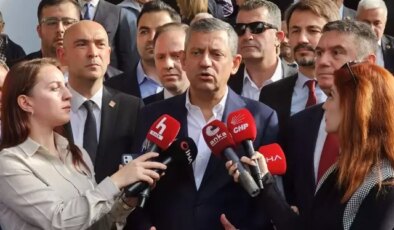 CHP’de değişim sinyali! Özgür Özel bazı isimlerle yolları ayıracak