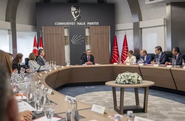 CHP’de deprem etkisi yaratan mektup: Bu soruların yanıtını kamuoyu bilmeli