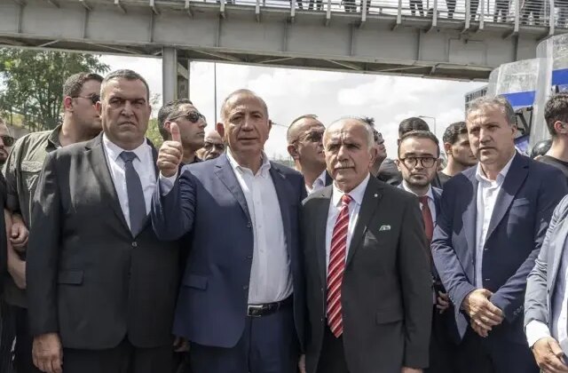 CHP İstanbul İl Kongresi davasında mahkemeden yeni Gürsel Tekin kararı