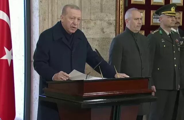 Cumhurbaşkanı Erdoğan, Anıtkabir’de! İşte Özel Defter’e yazdığı not