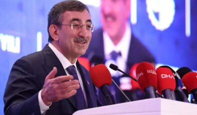 Cumhurbaşkanı Yardımcısı Cevdet Yılmaz: Enflasyon düşüş eğilimine girmiş durumda