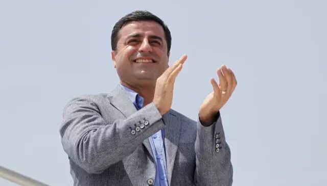 Demirtaş’tan Bahçeli ve Özel’e teşekkür, satır arasında PKK’ya mesaj