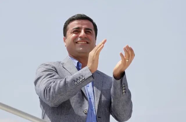 Demirtaş’tan Bahçeli ve Özel’e teşekkür, satır arasında PKK’ya mesaj