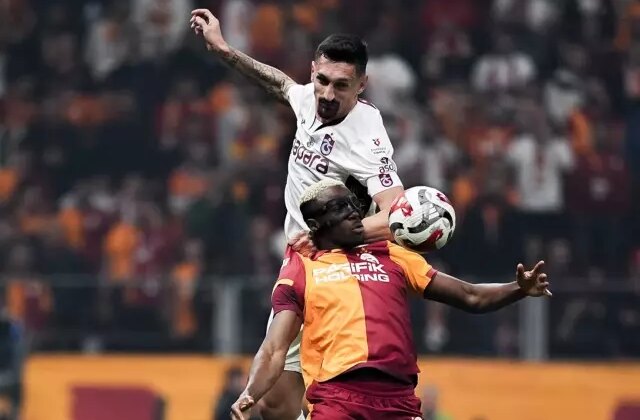 Dev maçta sakatlık! Yıldız oyuncu oyuna devam edemedi