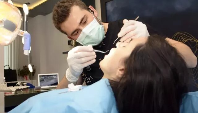 Diş hekimlerinin girdiği iki sınav, artık yılda bir kez yapılacak