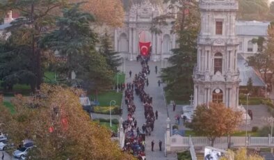 Dolmabahçe’de oluşan yoğunluk havadan görüntülendi
