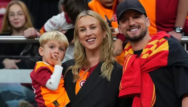 Dries Mertens ve ailesi, 6 ay sonra yeniden RAMS Park’ta