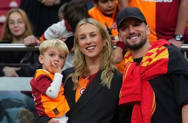 Dries Mertens ve ailesi, 6 ay sonra yeniden RAMS Park’ta