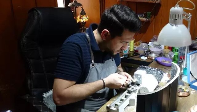 Dudak uçuklatan fiyat! Araba ve motosikletle takas ediliyor