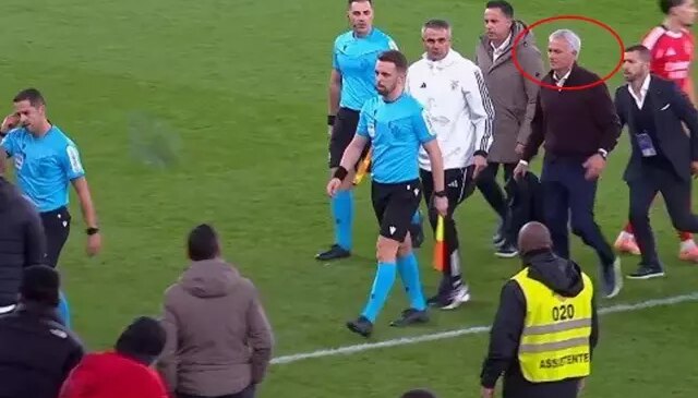 Düşme hattındaki takıma puan kaybeden Mourinho hakemlerin üzerine yürüdü