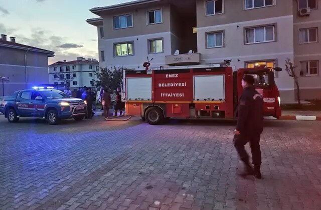 Apartmanda kadını öldürdükten sonra intihar etti