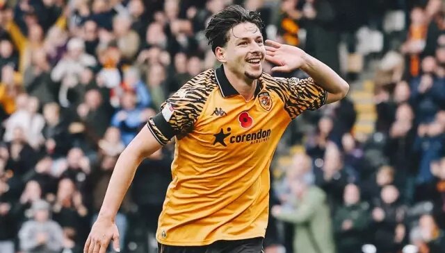 Enis Destan’ın da siftah yaptığı 5 gollü maçta Hull City galibiyete uzandı