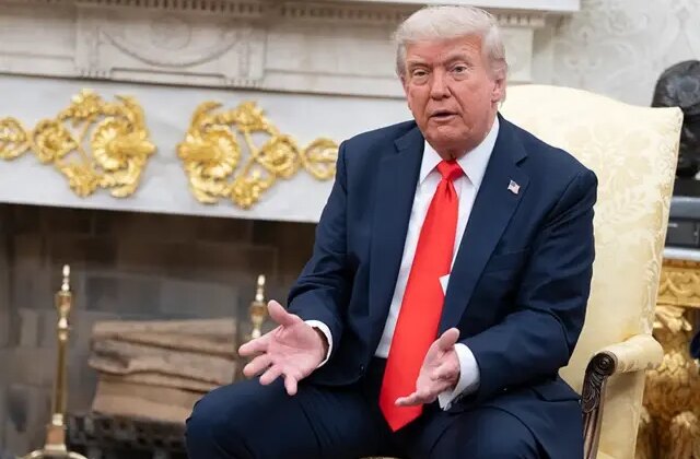 Epstein sorusu Trump’ı çıldırttı: Lisansınız elinizden alınmalı