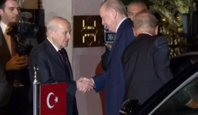 Erdoğan-Bahçeli görüşmesi başladı