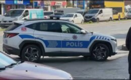 Esenyurt’ta temizlik görevlileri kaldırımlarda el bombası buldu