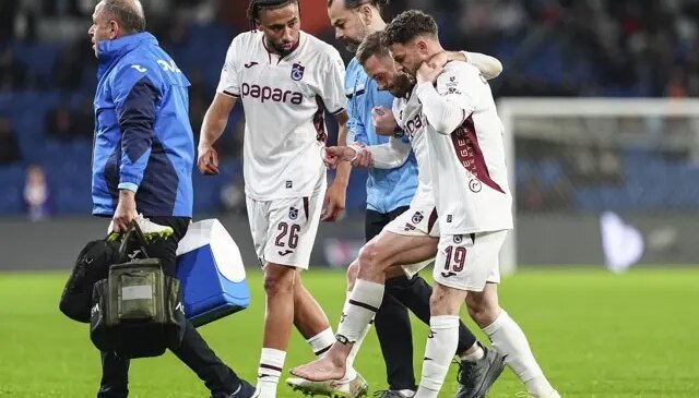 Fatih Tekke kötü haberi verdi: Ayağında kırık var