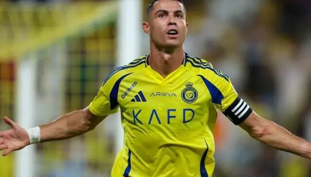 Fenerbahçe’nin eski yıldızı Ronaldo ile yarışıyor