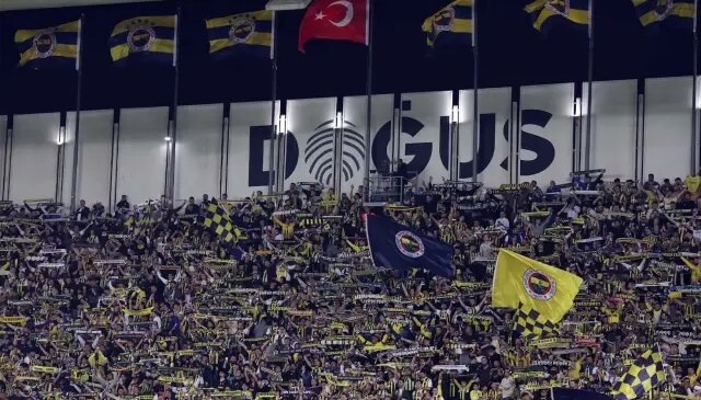 Fenerbahçe’ye takımdan kovar gibi gönderilen iki yıldızdan 15 milyon euro