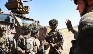 Fransa’yı karıştıran savaş çağrısı: Çocuklarınızı kaybetmeye hazır olun