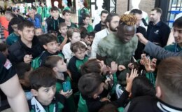 Galatasaray’a da gol atan Kocaelisporlu Agyei’ye sevgi seli