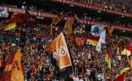 Galatasaray Kocaelispor’u gece yarısı bombaladı