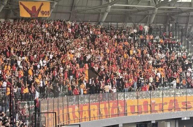 Galatasaray taraftarının Selçuk İnan tezahüratı sonrası tansiyon arttı
