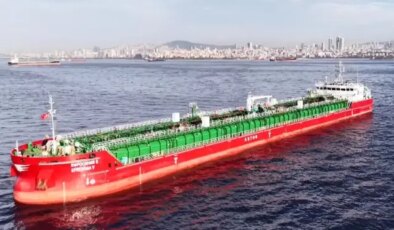 Gemide zehirlenme soruşturmasında ikinci kaptan tutuklandı