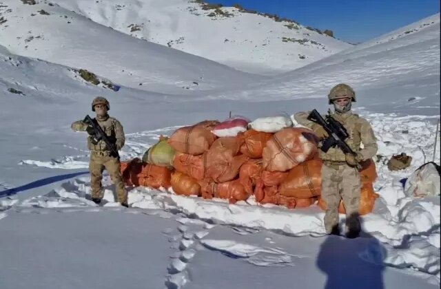 Hakkari ve Ağrı’da uyuşturucu operasyonu! 1 kişi gözaltına alındı