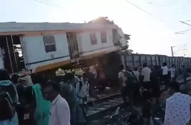 Hindistan’da katliam gibi tren kazası: 11 ölü, 20 yaralı