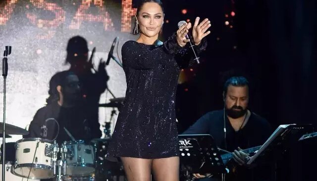 Hülya Avşar’dan yeni hamle: Sahnelerden iş dünyasına