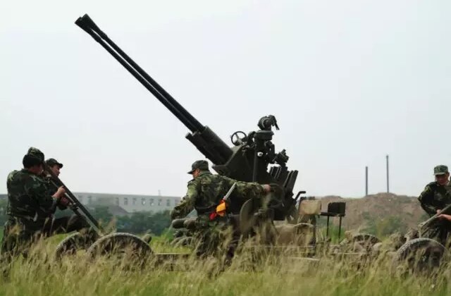 İki ülke arasındaki gerginliğe dahil oldular: Askeri müdahale saldırı sayılır