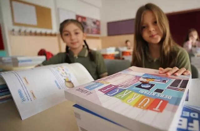 İlköğretim müfredatına yeni ders ekleniyor! Artık erken yaşta öğrenecekler