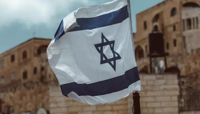 İngiltere’de İsrail’in futboldan men edilmesi için 25 bin imza toplandı